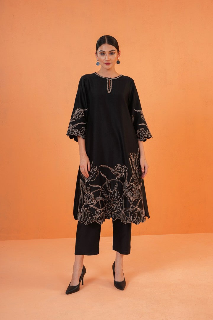 ORIGANI Black Oasis Suit Set