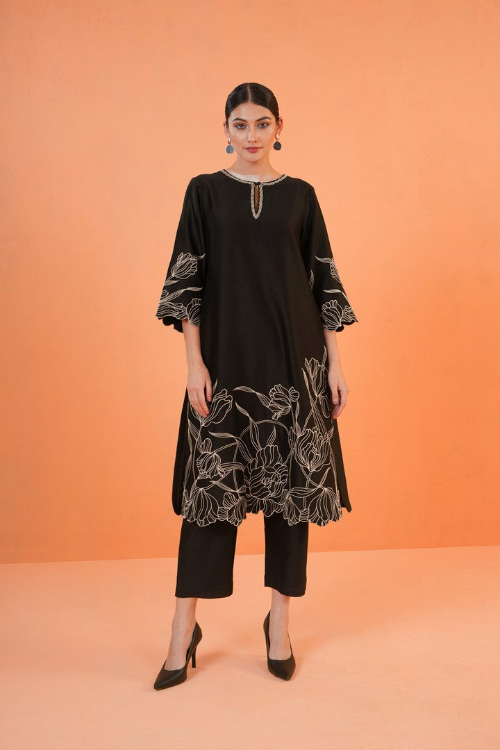 ORIGANI Black Oasis Suit Set